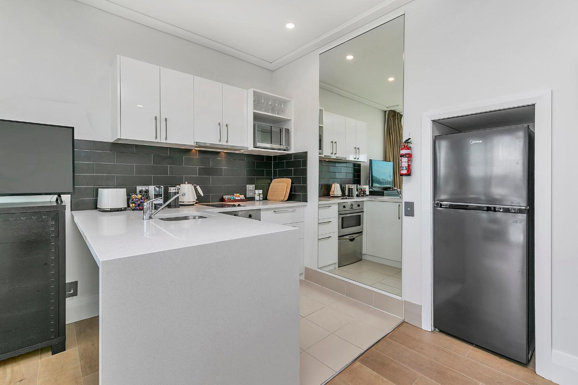 Exquisite Sun Soaked Corner Apartment Auckland Buitenkant foto