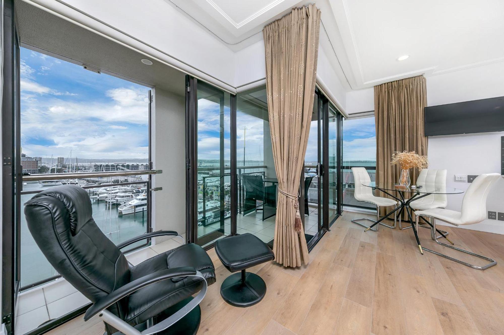 Exquisite Sun Soaked Corner Apartment Auckland Buitenkant foto