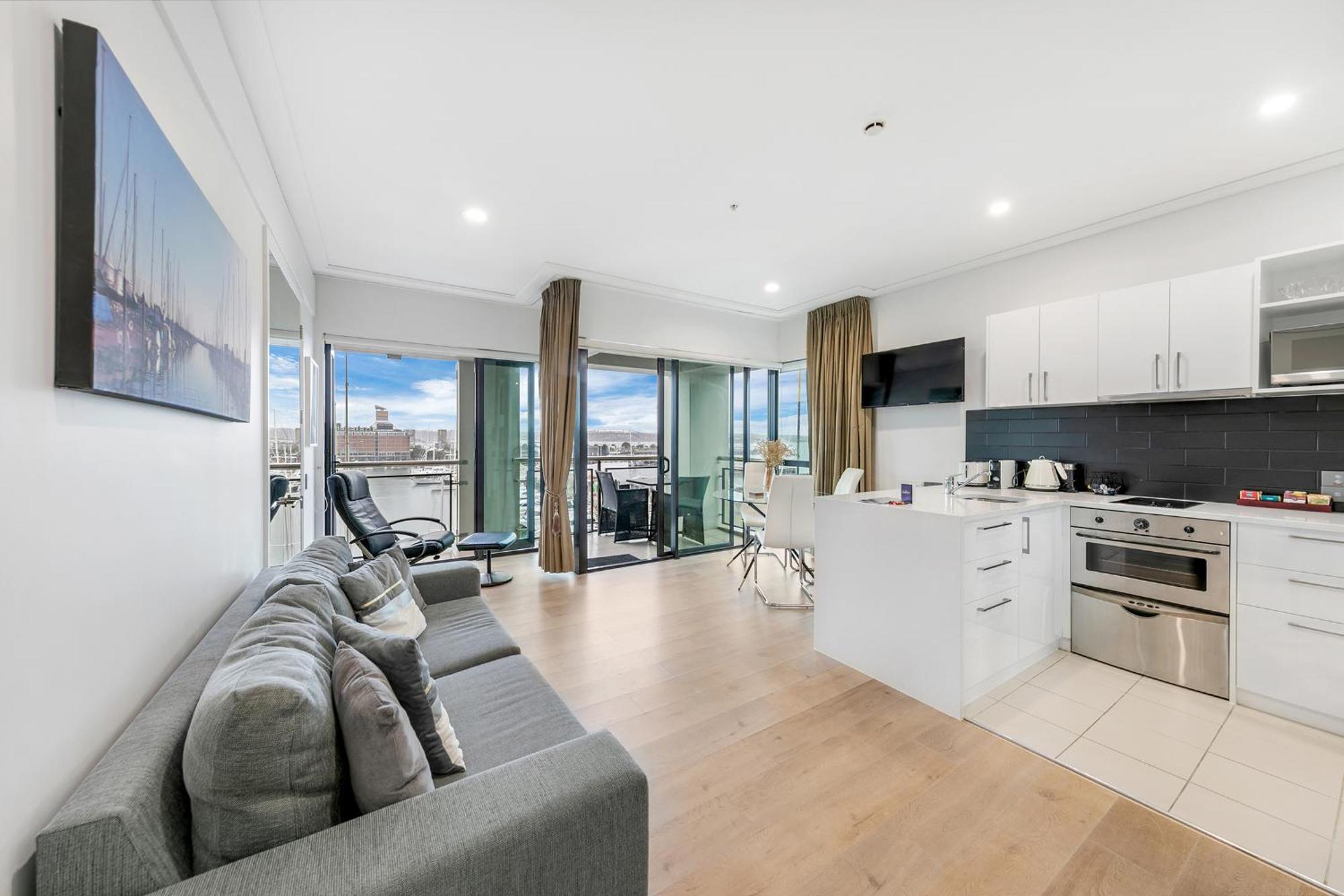 Exquisite Sun Soaked Corner Apartment Auckland Buitenkant foto